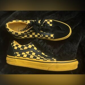 VANS Authentic Checkerboard BLACK/YELLOW Skate Shoes Men's 9/Women's 10.5
